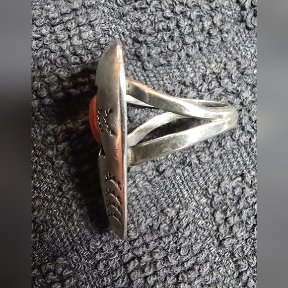NAVAJO 925 Sterling Silver Vintage Coral Cutout Cocktail Ring Size 6 - Picture 4 of 6